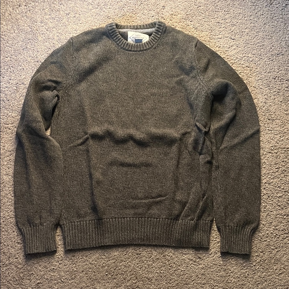 St. John's Bay Men's Crewneck Sweater